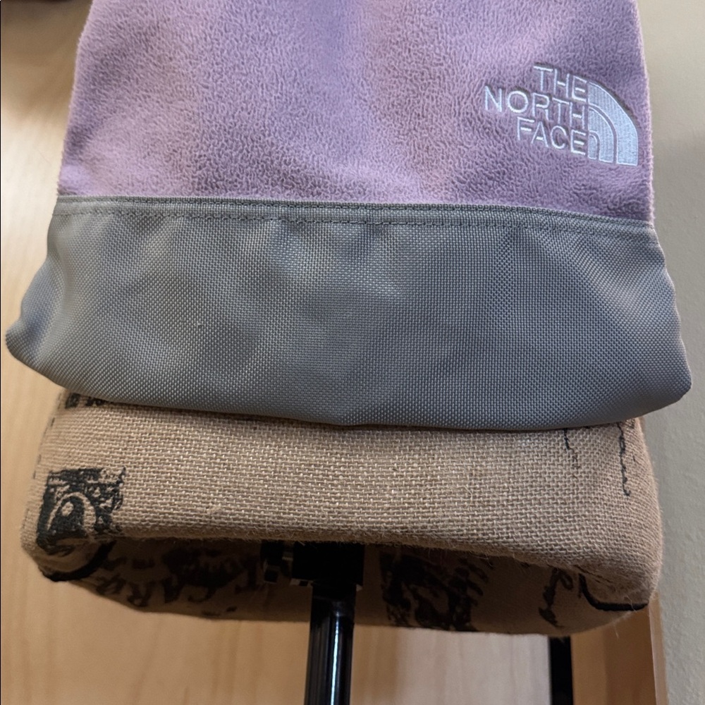 The North Face Cinch Pull String Closure Backpack… - image 5